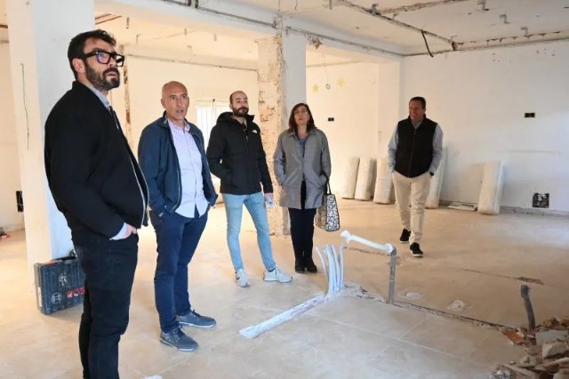 Visita a las obras de remodelación del centro de atención a la infancia «La Casita» - 1, Foto 1