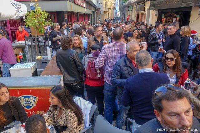 Cartagena celebra la tardebuena con más barras en la calle y más seguridad - 1, Foto 1