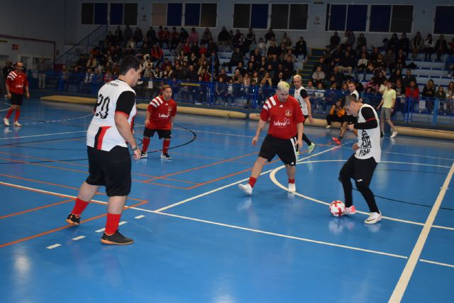 Camacho apadrina el partido de fútbol inclusivo por la salud mental y la discapacidad de Las Torres de Cotillas - 1, Foto 1