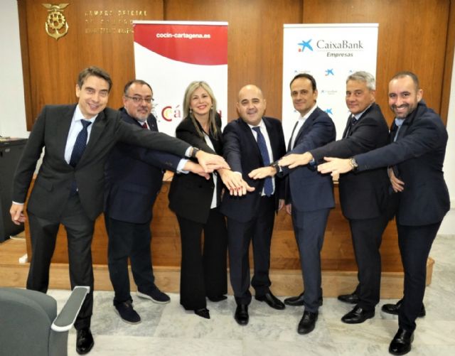 CaixaBank y la Cámara de Comercio firman un acuerdo para desarrollar actividades de asesoramiento y formativas entre sus miembros - 2, Foto 2