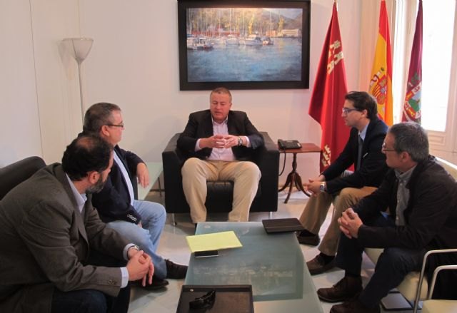 Los acuicultores se incorporan a la Mesa de la Náutica de la Región - 1, Foto 1