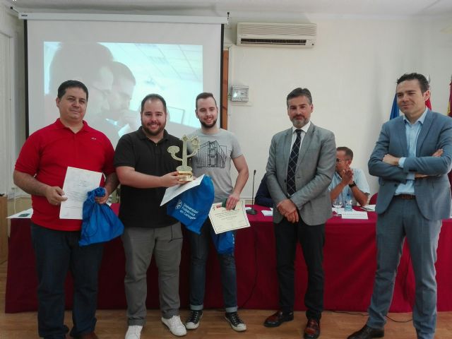 Entregados los premios de la X Olimpiada Regional de Informtica, Foto 1