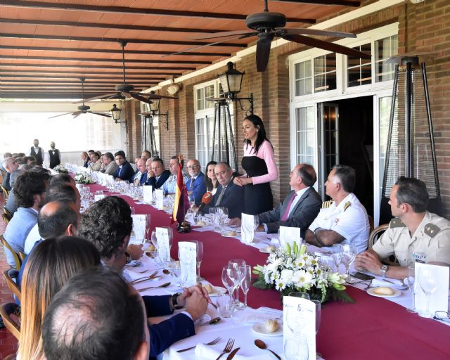 El Centro Deportivo y Sociocultural de Oficiales de la Armada de Cartagena acoge la presentación de FEINDEF 23, la Feria Internacional de Defensa y Seguridad de España - 1, Foto 1