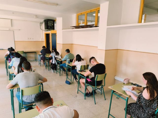 826 mayores de 18 años concurren hoy a las pruebas para obtener el título de Graduado en Educación Secundaria Obligatoria - 1, Foto 1