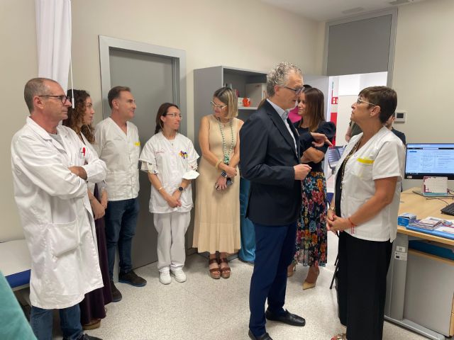 Salud dispondrá de 5.900 profesionales más en verano para garantizar la asistencia sanitaria en toda la Región - 1, Foto 1