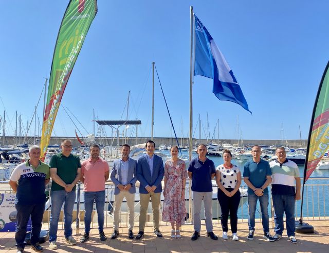 Las banderas azules que ondean en seis puertos deportivos de la Región muestran la calidad medioambiental y de excelencia en su gestión - 1, Foto 1