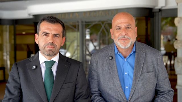 VOX y Fundación DENAES organizan en una jornada en La Manga para analizar el impacto de la inmigración ilegal en el Cartagena y la Región VOX y Fundación DENAES organizan en una jornada en La Manga para analizar el impacto de la inmigración ilegal en el Cartagena y la Región