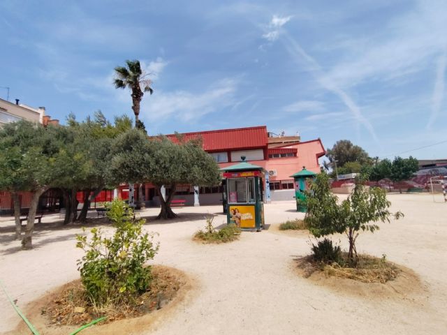 Renaturalizar patios escolares para combatir el calor: El Oasis del CEIP San Pío X Renaturalizar patios escolares para combatir el calor: El Oasis del CEIP San Pío X