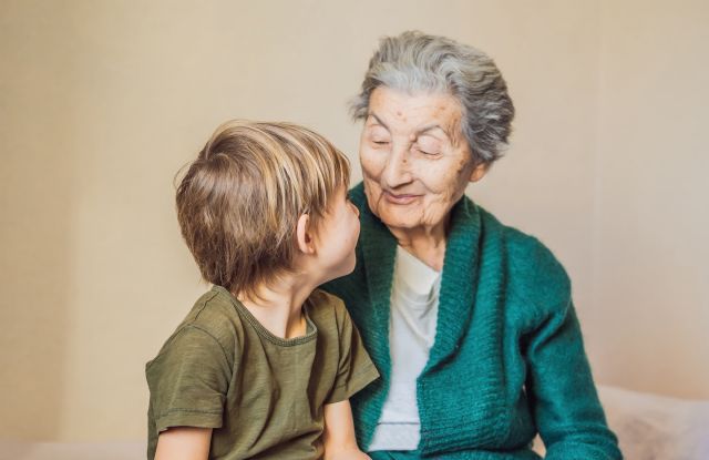 Aldeas Infantiles SOS reconoce el papel de los abuelos en la crianza de sus nietos y pide más apoyos para los acogedores - 1, Foto 1