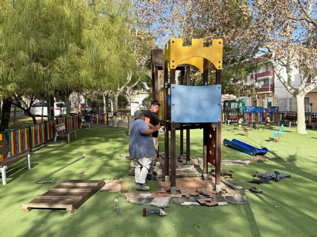Cerca de un millón de euros para la remodelación y mejora de 11 parques infantiles con el plan 'Las Torres NEB' de la EDIL Cerca de un millón de euros para la remodelación y mejora de 11 parques infantiles con el plan 'Las Torres NEB' de la EDIL