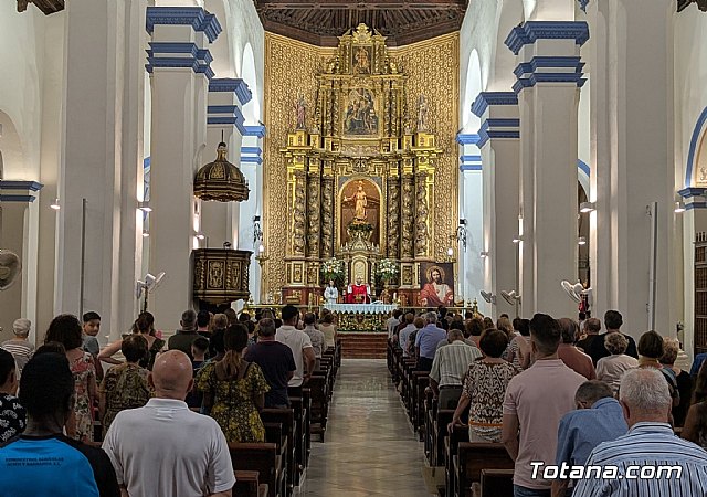 Totana celebra con fervor la festividad de su patrón, Santiago Apóstol, con una solemne Eucaristía y un concierto de la Coral de Santiago Totana celebra con fervor la festividad de su patrón, Santiago Apóstol, con una solemne Eucaristía y un concierto de la Coral de Santiago