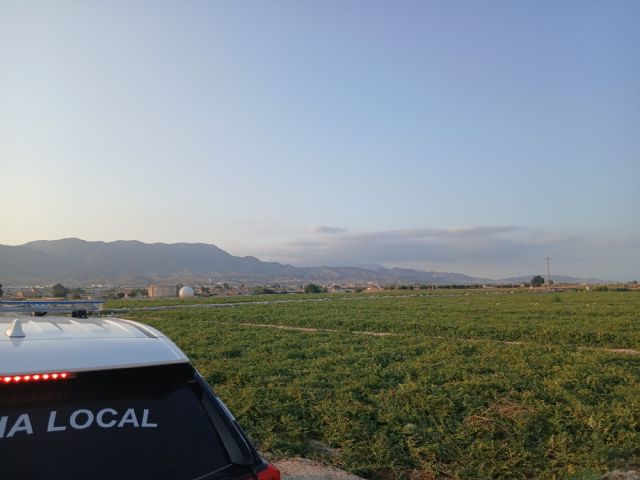 La Policía Local despliega más de un centenar de controles, practica siete detenciones e incrementa la vigilancia en las zonas agrícolas de Lorca durante la última semana La Policía Local despliega más de un centenar de controles, practica siete detenciones e incrementa la vigilancia en las zonas agrícolas de Lorca durante la última semana
