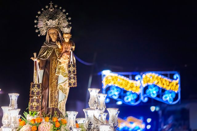 Gemma Vega y Pedro Sáez, ganadores del concurso de fotografía de las Fiestas de la Virgen del Carmen - 1, Foto 1