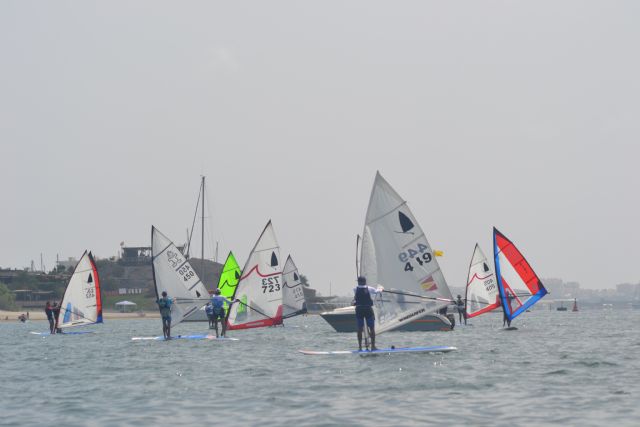 El olímpico Iván Pastor, vencedor absoluto de la I Vuelta al Mar Menor para la clase Windsurfer - 2, Foto 2