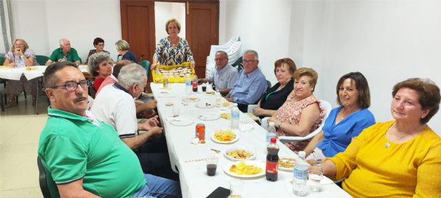 Merienda de confraternidad de la 'Asociación de Jubilados Salvador del Mundo' de Calzada de Calatrava - 2, Foto 2