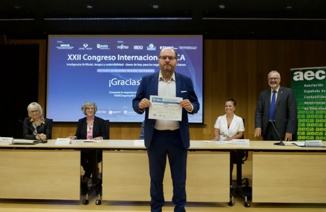 Un trabajo de los catedráticos Carmelo Reverte y Emma García premiado en un congreso internacional - 1, Foto 1