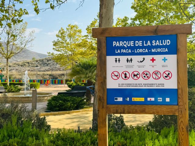 El Ayuntamiento acomete las obras de mejora del parque de La Paca, con nuevos juegos infantiles y bio saludables - 1, Foto 1