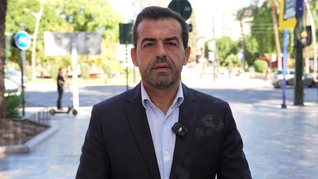 Martínez Alpañez: Exigimos al PSOE y al PP que dejen de estafar a sus electores promoviendo la inmigración masiva ilegal que trae violencia e inseguridad - 1, Foto 1