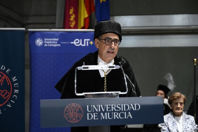 La Universidad de Murcia inaugura el curso de su 110 aniversario con el objetivo de renovar sus estatutos - 3, Foto 3