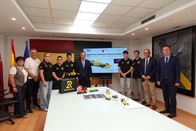 El Gobierno regional destaca el talento investigador de los jóvenes que representarán a España en el Mundial de Singapur El Gobierno regional destaca el talento investigador de los jóvenes que representarán a España en el Mundial de Singapur