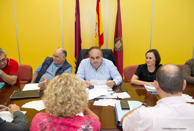 El Gobierno municipal trabaja con los representantes de las Juntas Vecinales las prioridades de actuación para 2017 - 3, Foto 3