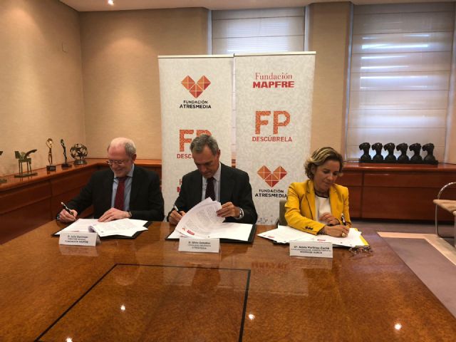 La Comunidad firma un convenio con Mapfre y Atresmedia para difundir y mejorar la FP - 1, Foto 1