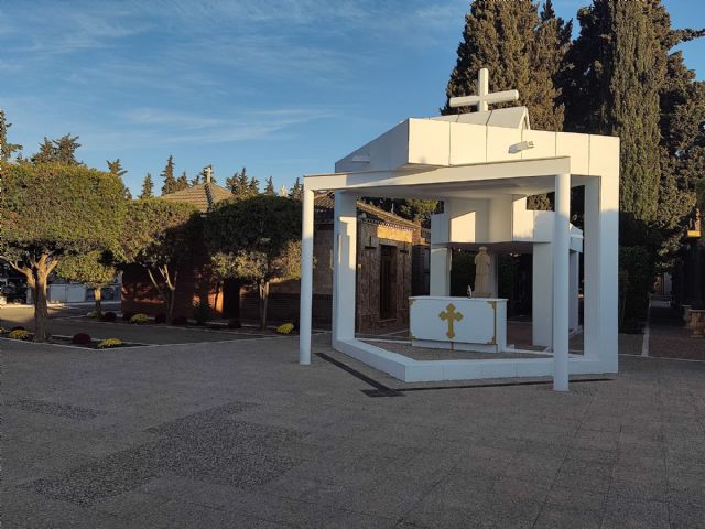 El Ayuntamiento de Puerto Lumbreras incrementa el servicio de transporte público y prepara el cementerio para el Día de Todos los Santos - 4, Foto 4