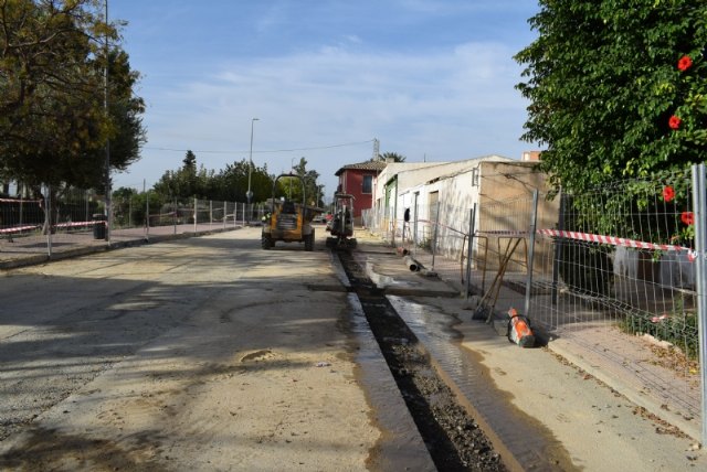 Avanzan las obras de renovación de redes en el barrio de Las Filipinas - 1, Foto 1