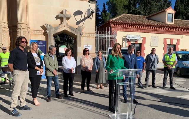 Dispositivo especial de limpieza, transporte y seguridad en el Cementerio de Nuestro Padre Jesús por el Día de Todos los Santos - 3, Foto 3