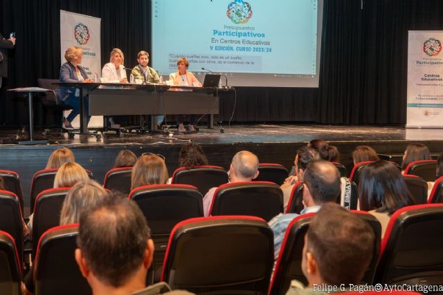 Los Presupuestos Participativos alcanzan una cifra récord de alumnos participantes, casi 25.000, y dotación, 220.000 euros - 1, Foto 1