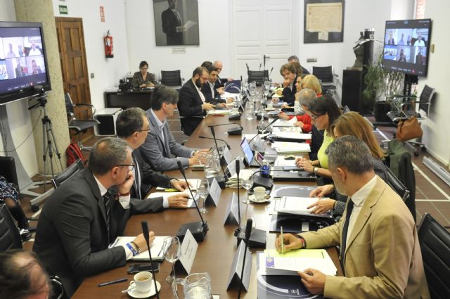 Los alcaldes analizan el impacto de los Fondos Europeos durante la primera reunión de Junta de Gobierno de la FEMP - 2, Foto 2