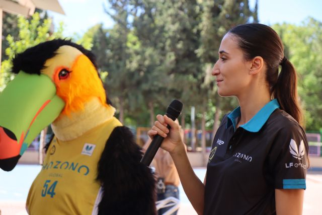 Continúan las visitas del Hozono Global Jairis a los colegios de la Región para promover el baloncesto - 1, Foto 1