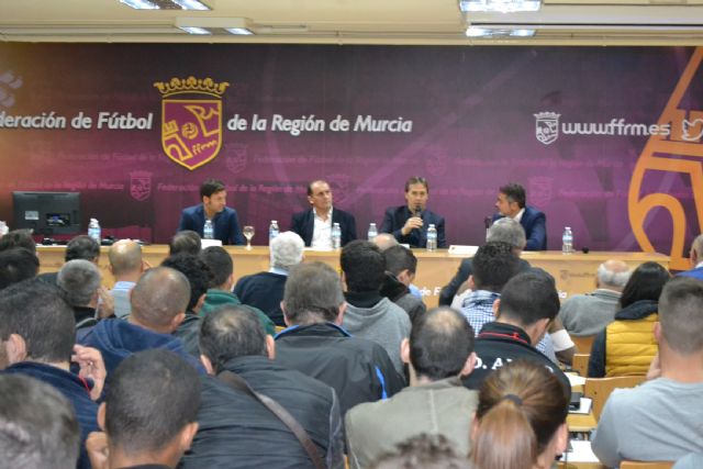 Julen Lopequegui, en las jornadas de entrenadores - 2, Foto 2