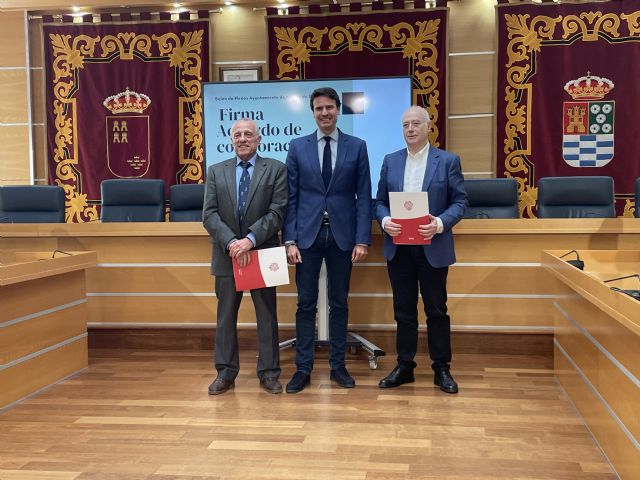 Ribera Hospital de Molina y la Fundación de Estudios Médicos de Molina de Segura firman un convenio para fomentar la educación científica y los hábitos saludables - 2, Foto 2