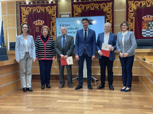 Ribera Hospital de Molina y la Fundación de Estudios Médicos de Molina de Segura firman un convenio para fomentar la educación científica y los hábitos saludables - 3, Foto 3