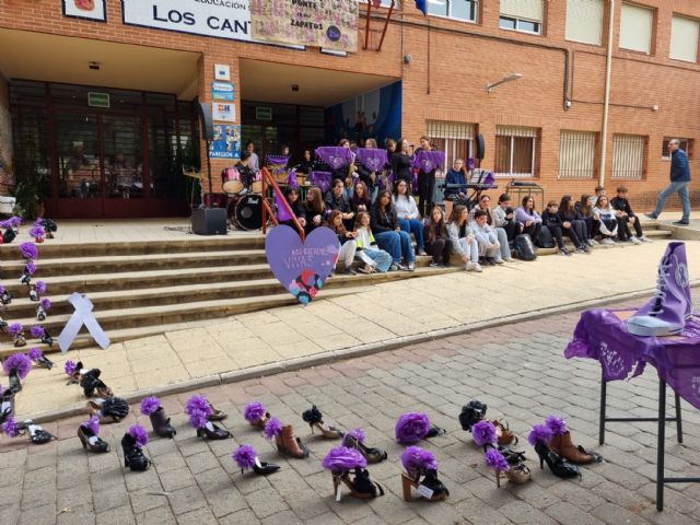 Bullas conmemora el Día contra la Violencia de Género - 1, Foto 1