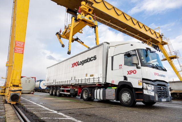 XPO y Schneider Electric lanzan una innovadora solución de transporte de mercancías por carretera y ferrocarril entre Francia y el Reino Unido - 1, Foto 1