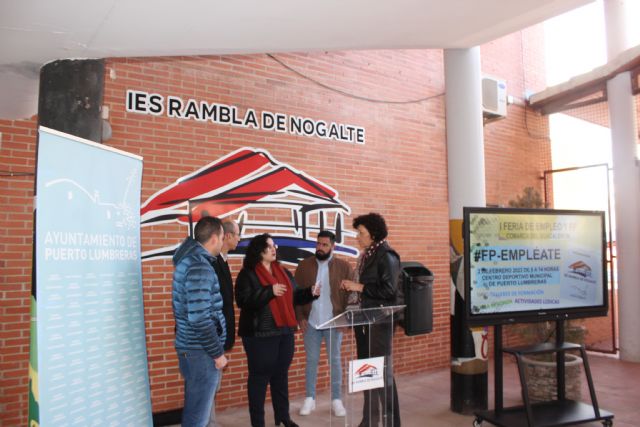 El IES Rambla de Nogalte organiza la primera Feria de Empleo y Formación Profesional de la Comarca del Guadalentín - 4, Foto 4