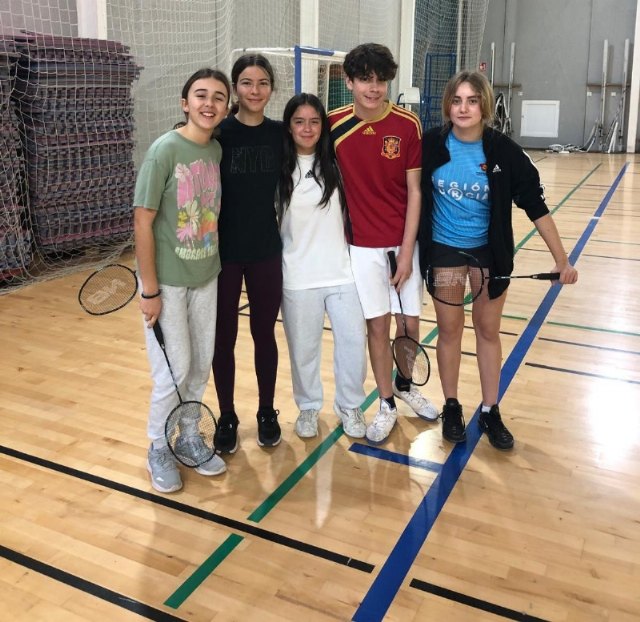 Alumnos de Totana participan este sábado en las Finales Regionales de Tenis de Mesa, Bádminton y Petanca del programa de Deporte Escolar, Foto 4