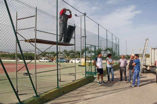 Se inician las obras de mejora en las pistas de tenis de Puerto Lumbreras - 1, Foto 1