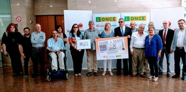 Familia anima a marcar la X Solidaria, que financió 184 proyectos sociales de 63 ONG - 1, Foto 1