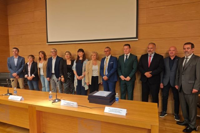 Las Asociaciones de Vecinos de Cartagena reconocen el compromiso de entidades y ciudadanos con el municipio en los Premios Quórum - 1, Foto 1