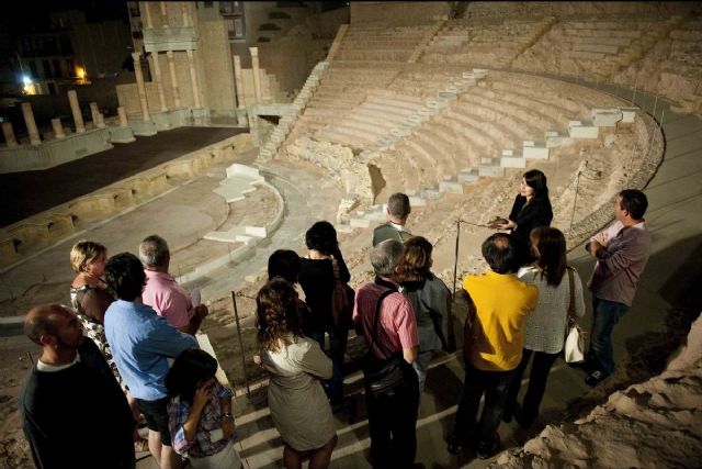 Este mes de junio vuelven las visitas nocturnas al Teatro Romano - 1, Foto 1