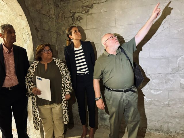 La alcaldesa de Archena asiste a la apertura de la Cripta de la Ermita del Balneario que podrá visitarse, a partir de hoy - 5, Foto 5