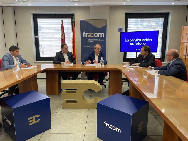 FRECOM solicita al consejero de Educación una mayor oferta de Formación Profesional para la construcción - 2, Foto 2