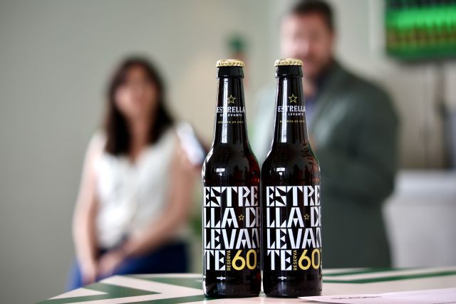 Estrella de Levante crea su cerveza más intensa para celebrar seis décadas de sabor propio: Reserva 60 Aniversario - 3, Foto 3