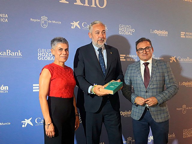 Santomera se alza con el Premio al Pueblo Sostenible del Año frente a Beniel y Cieza Santomera se alza con el Premio al Pueblo Sostenible del Año frente a Beniel y Cieza