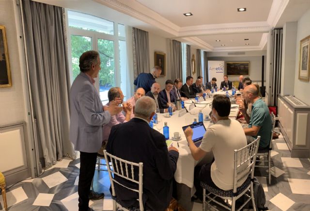 Xolido participa en la mesa redonda sobre Seguridad en el Móvil organizada por AMETIC y SAMSUNG - 1, Foto 1