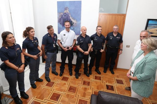 La alcaldesa recibe a policías europeos que prestan servicio en Cartagena - 1, Foto 1