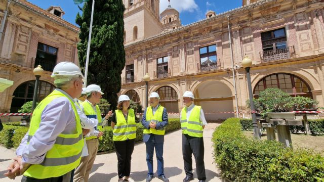 La UCAM aborda la restauración monumental del claustro del Monasterio de los Jerónimos - 1, Foto 1